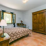Casolare Bretulla-1 By Interhome Tresanti
