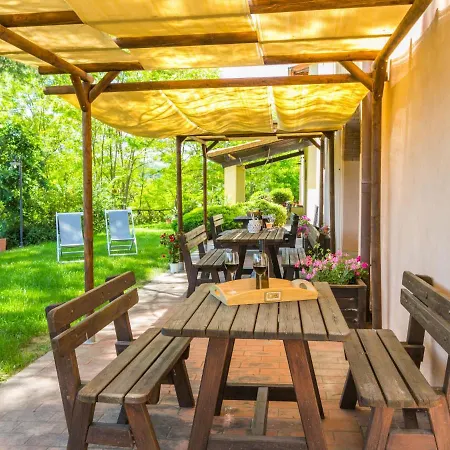 Apartmán Casolare Bretulla-1 By Interhome *